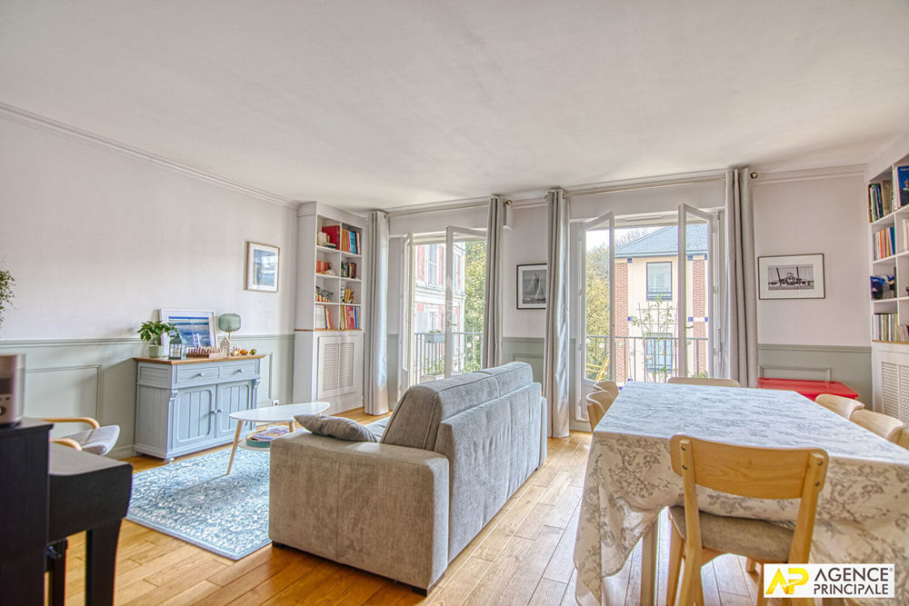 � vendre  Appartement Versailles (78000)