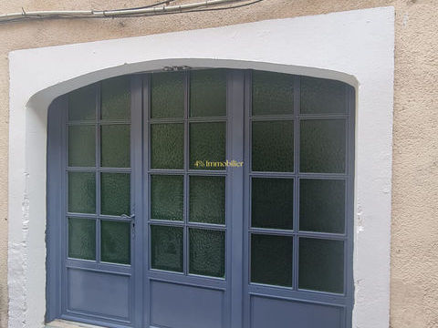 RARE A vendre sur Agde Local ferm&eacute;  d'environ 13m&sup2; 19000 34300 Agde