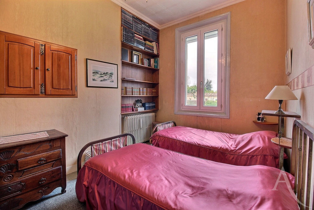 � vendre  Villa L�ognan (33850)