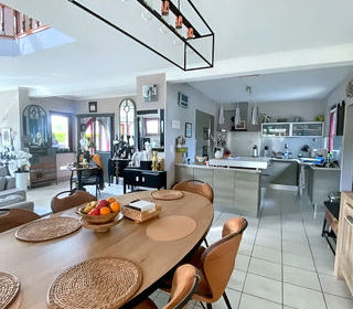  Maison � vendre 5 pi�ces 232 m�