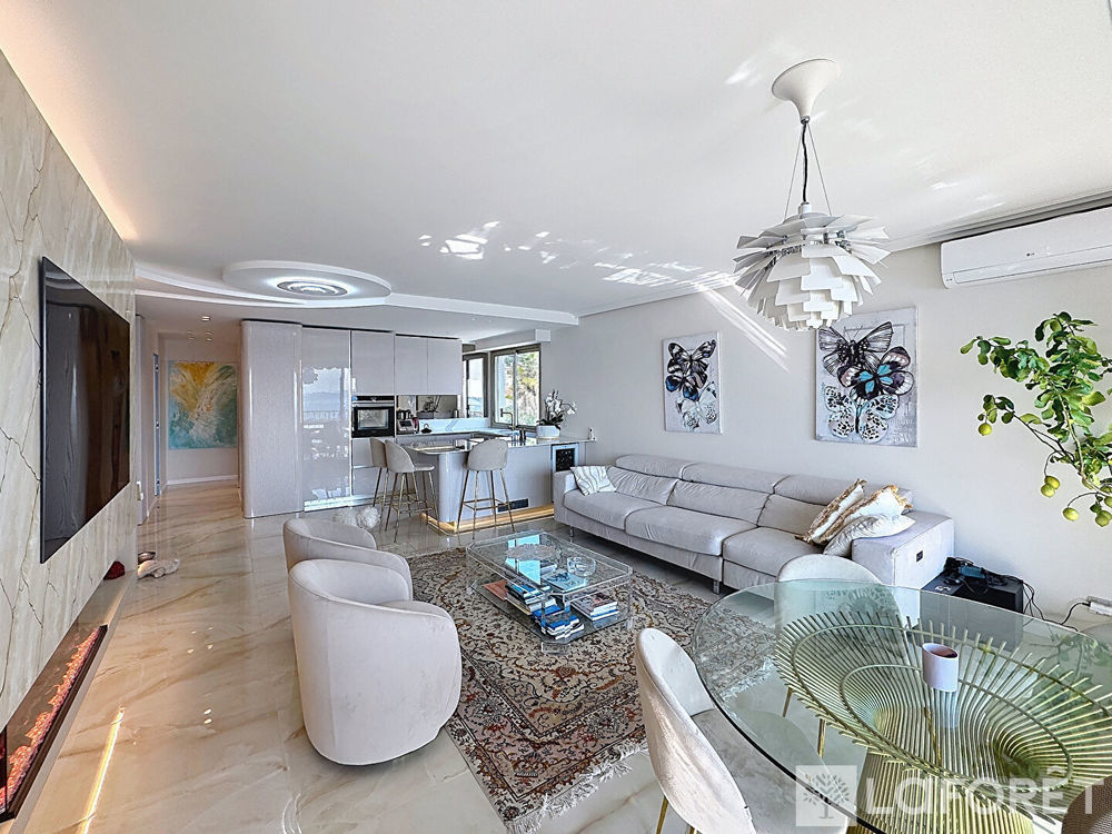 � vendre  Appartement Roquebrune-Cap-Martin (06190)