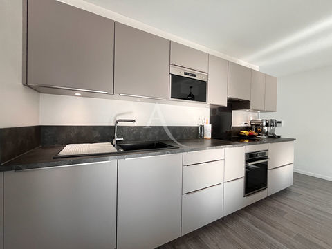  Appartement � vendre 4 pi�ces 80 m�