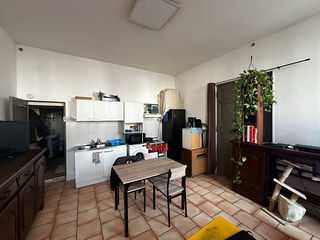  Immeuble � vendre 15 + pi�ces 351 m�