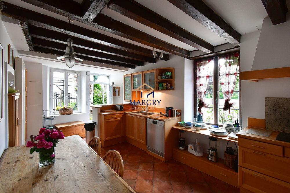 � vendre  Maison Cessy (01170)