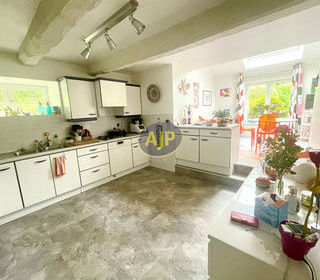  Maison � vendre 8 pi�ces 225 m�