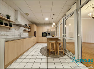  Appartement � vendre 4 pi�ces 140 m�