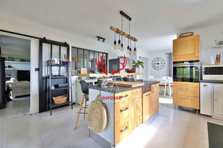  Maison � vendre 8 pi�ces 180 m�