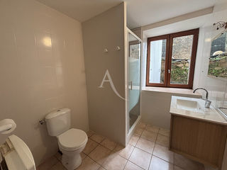  Immeuble � vendre 5 pi�ces 109 m�