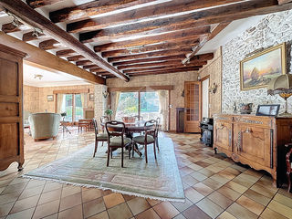  Maison � vendre 9 pi�ces 300 m�