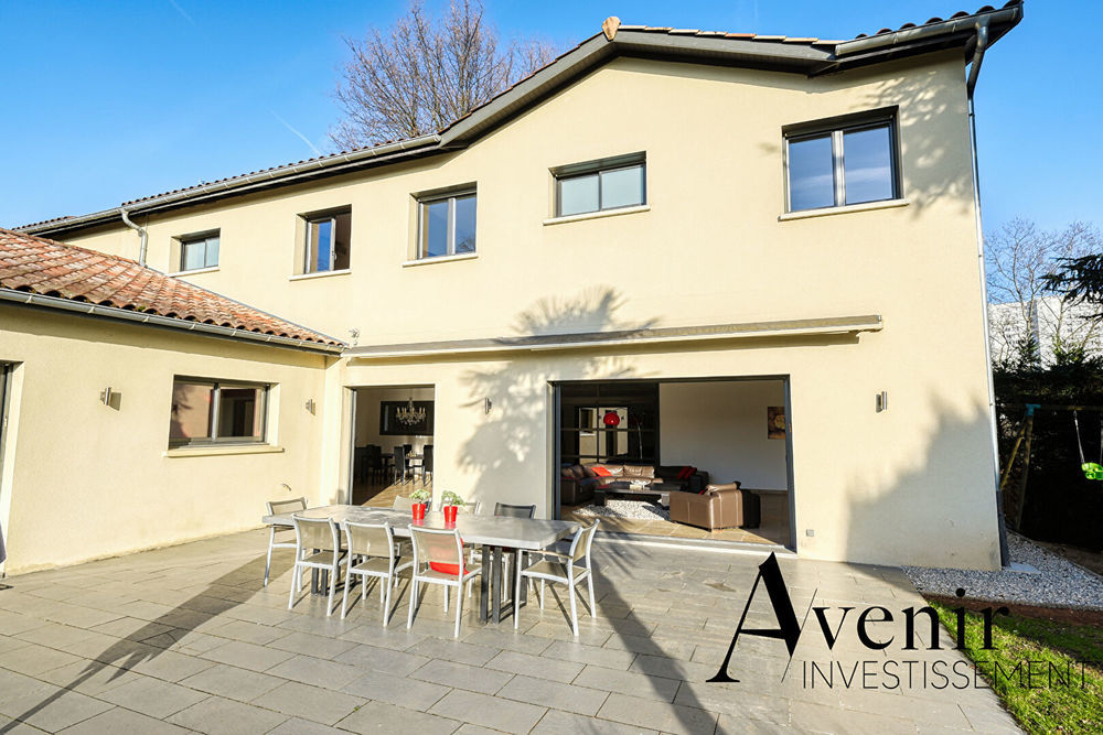 � vendre  Maison �cully (69130)