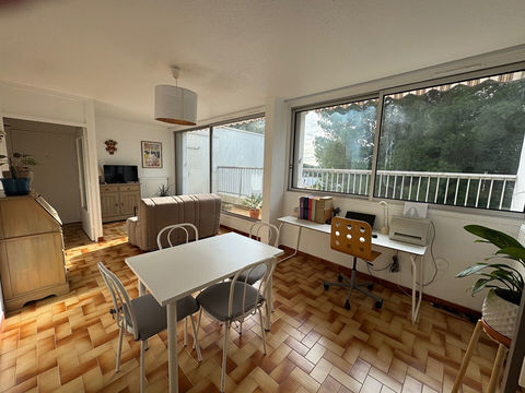   T2 avec Cellier - Possibilit� Pkg Appartement - 2 pi�ce(s) - 47 m�