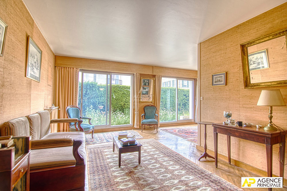 � vendre  Appartement Versailles (78000)