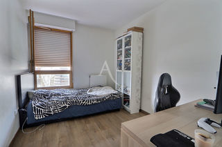  Appartement � vendre 4 pi�ces 1 m�