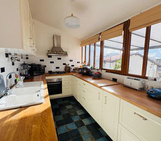  Maison � vendre 6 pi�ces 165 m�