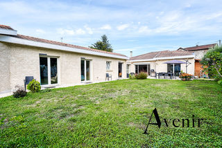  Maison � vendre 7 pi�ces 246 m�