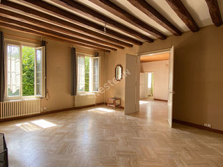  Villa � vendre 15 + pi�ces 