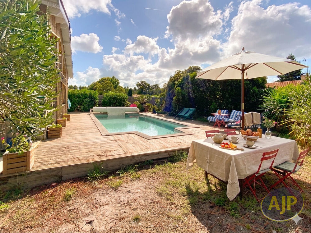 � vendre  Maison Ar�s (33740)