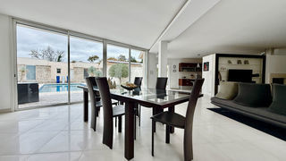  Maison � vendre 5 pi�ces 236 m�