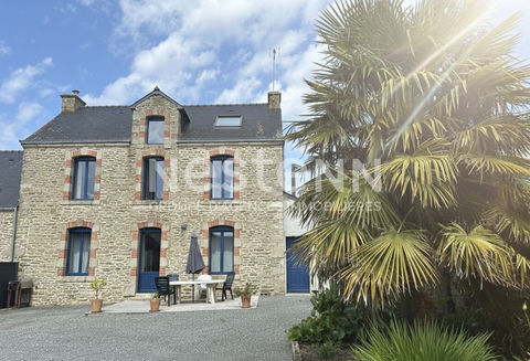   Long�re en pierre avec un terrain de plus de 12 000 m� Maison - 8 pi�ce(s) - 178 m�