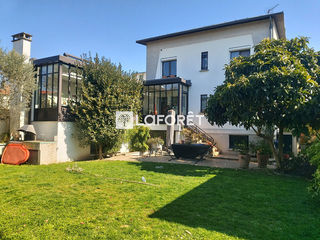  Maison � vendre 8 pi�ces 160 m�