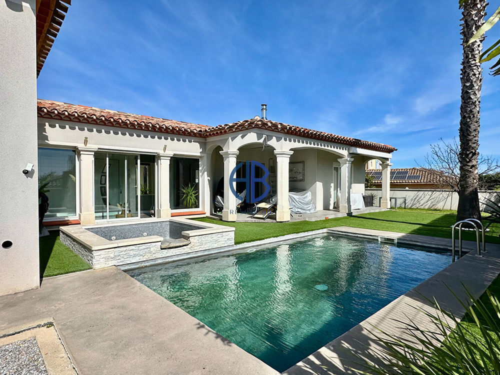 � vendre  Maison Vias (34450)