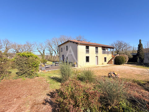   Maison avec vue d�gag�e, piscine, 5 chambres Maison - 6 pi�ce(s) - 202 m�