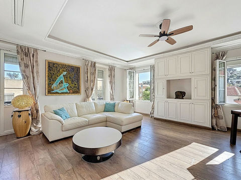   Appartement Roquebrune-cap-martin, trois pi�ces avec jardin, terrasse et garage Appartement - 3 pi�ce(s) - 88 m�