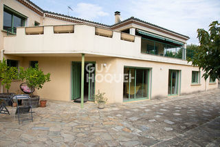  Maison � louer 9 pi�ces 231 m�