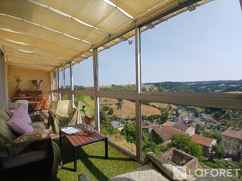   Appartement � Saint-flour Appartement - 3 pi�ce(s) - 91 m�