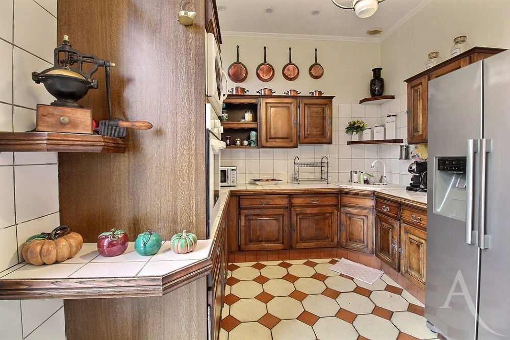 � vendre  Villa L�ognan (33850)