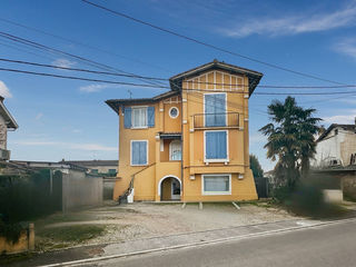  Immeuble � vendre 230 m�