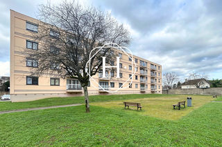  Appartement � vendre 4 pi�ces 77 m�