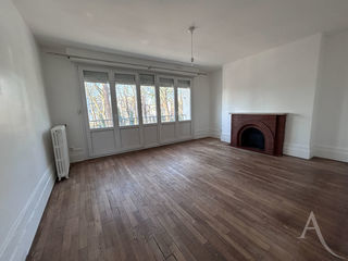  Appartement � louer 3 pi�ces 79 m�