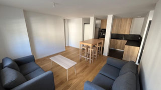  Appartement � louer 4 pi�ces 75 m�