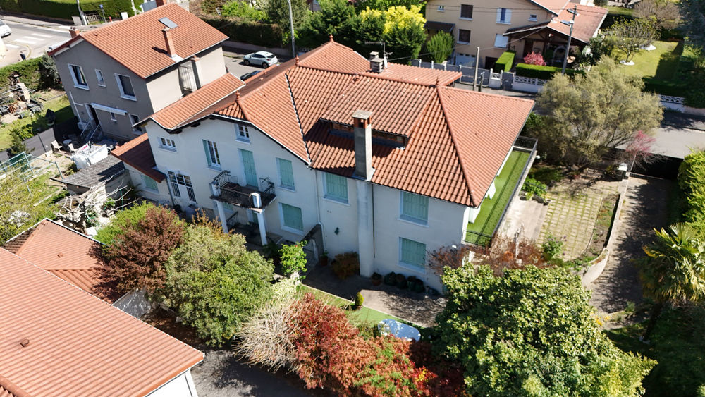 � vendre  Villa V�nissieux (69200)
