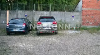  Parking / Garage � louer 
