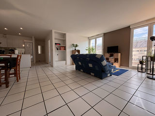  Appartement � louer 3 pi�ces 79 m�