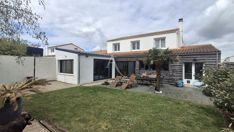   MAISON DE FAMILLE SAINT-XANDRE Maison - 6 pi�ce(s) - 185 m�