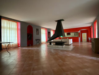  Immeuble � vendre 14 pi�ces 1260 m�