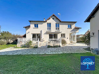  Maison � vendre 10 pi�ces 248 m�