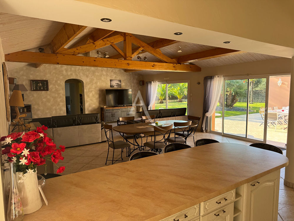 � vendre  Maison Le Fenouiller (85800)