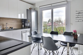  Maison � vendre 9 pi�ces 261 m�