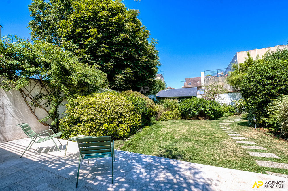 � vendre  Maison Versailles (78000)