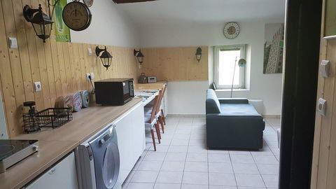   STUDIO MEUBLE LA  COUCOURDE Appartement - 1 pi�ce(s) - 24 m�