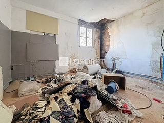  Immeuble � vendre 6 pi�ces 250 m�