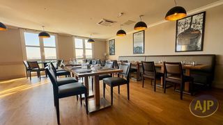  Immeuble � vendre 15 + pi�ces 470 m�