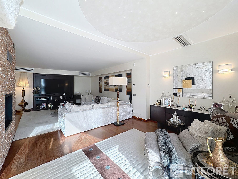 � vendre  Maison Roquebrune-Cap-Martin (06190)