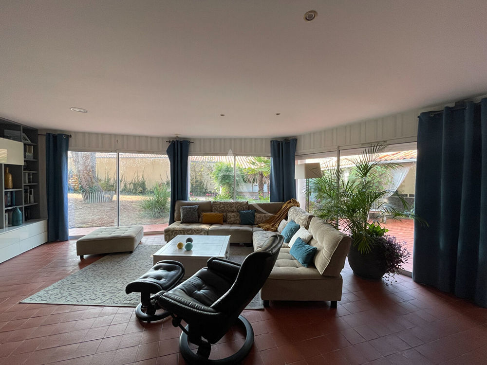 � vendre  Maison Jard-sur-Mer (85520)