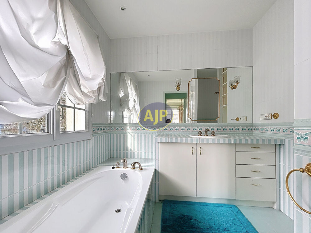 � vendre  Maison M�rignac (33700)