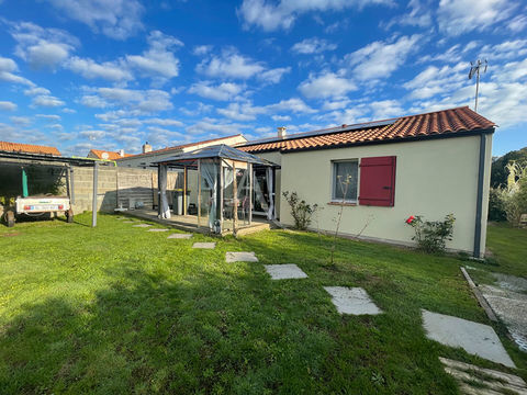   Maison Saint Reverend 3 pi�ce(s) 425 m2 Maison - 3 pi�ce(s) - 76 m�